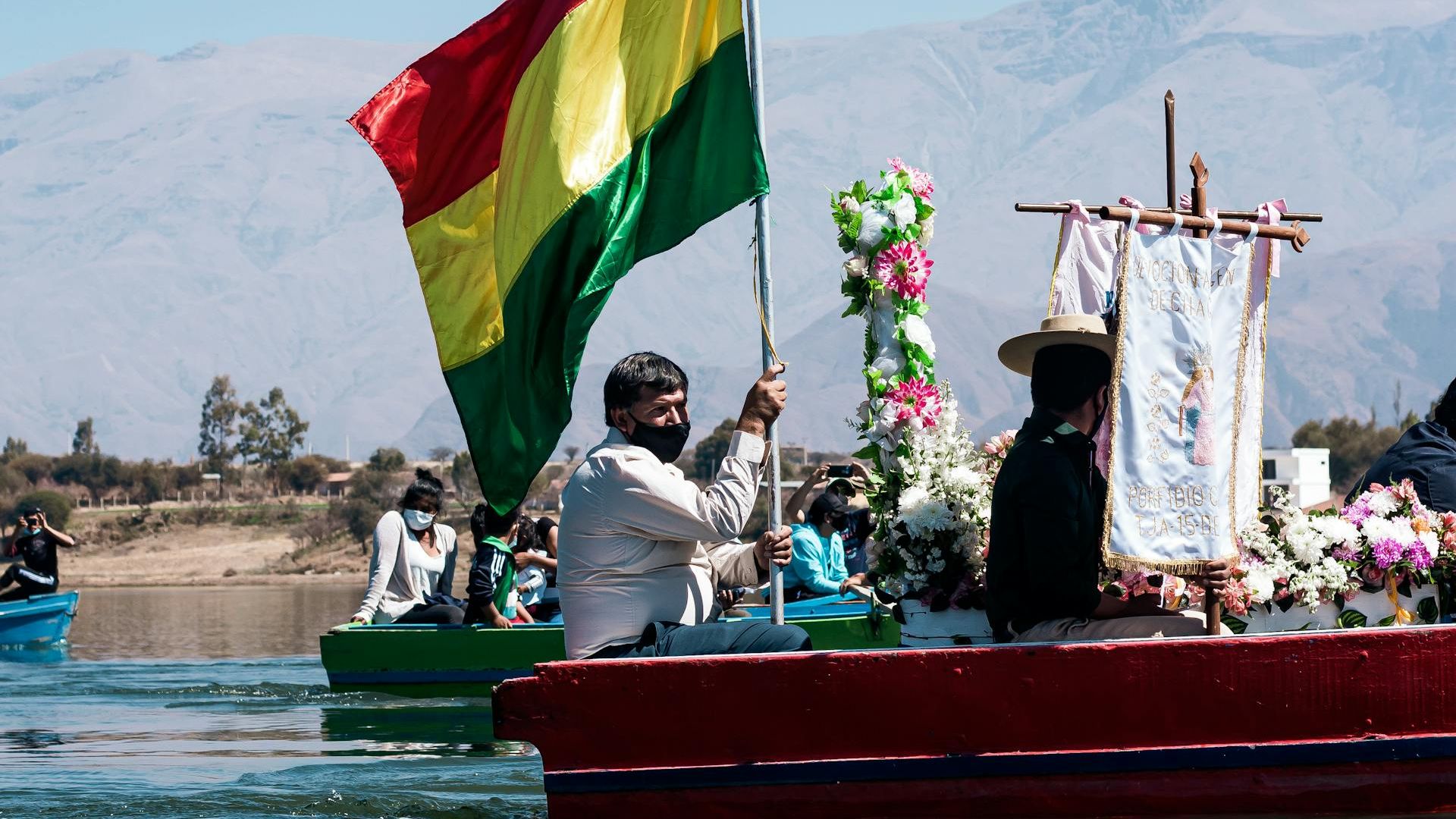 Bolivianos levam stablecoins para trocar por Dólar no Paraguai