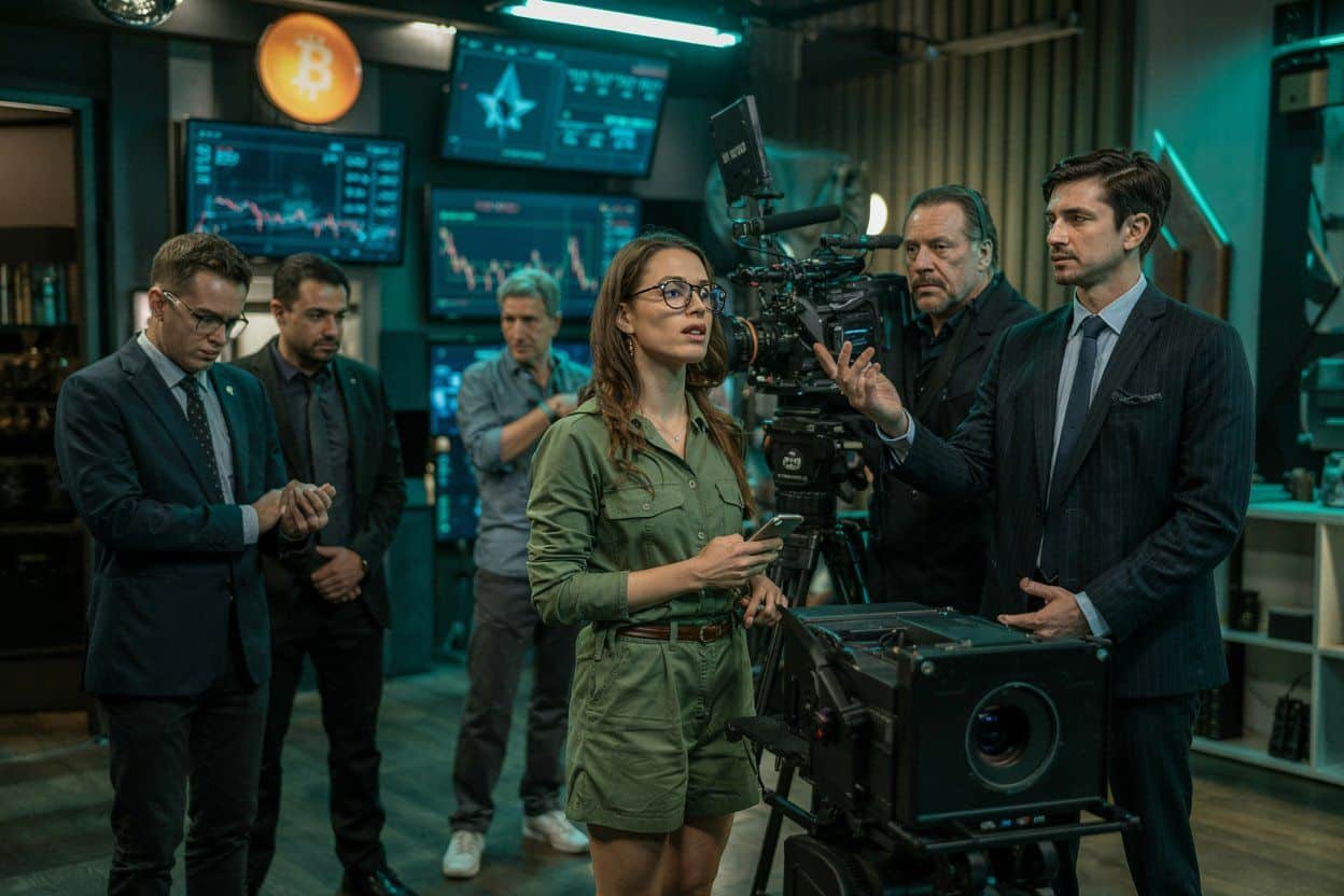 Dona do USDT compra 30% de empresa de filmes italiana