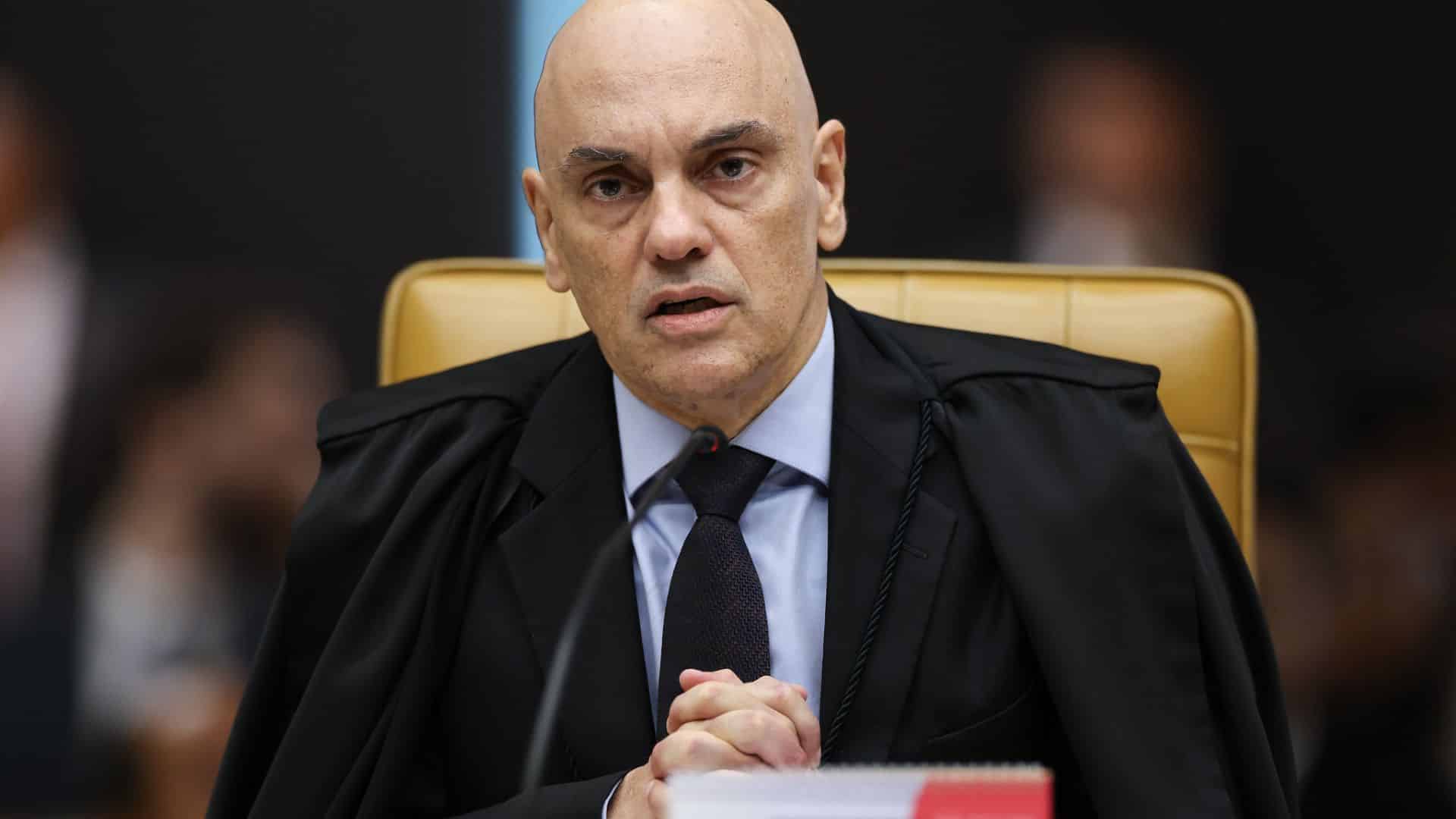 Alexandre de Moraes manda desbloquear criptomoedas de duas rés do 8 de janeiro