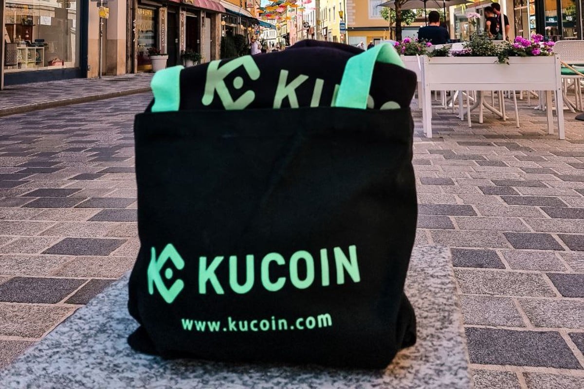 KuCoin começa a cobrar taxa de inatividade mensal de clientes não verificados