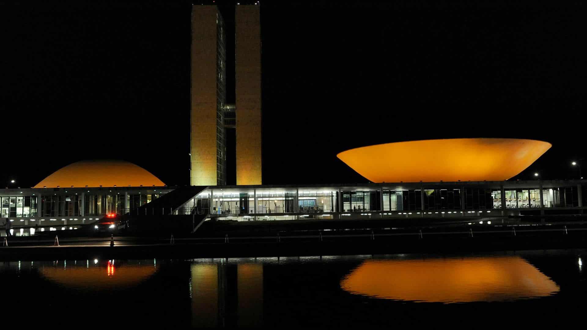 Reserva Soberana de Bitcoin no Brasil: deputado pede audiência pública