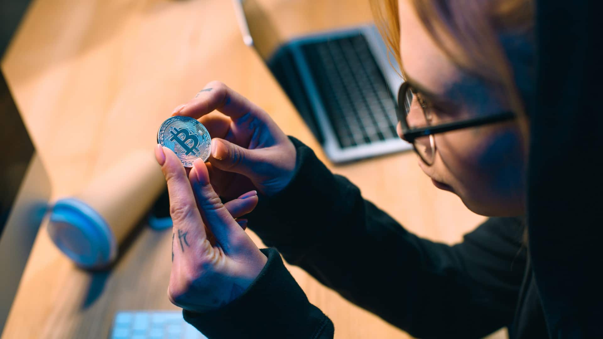 'Sonho americano' dos jovens é ter 1 Bitcoin inteiro, diz executivo da Bitwise