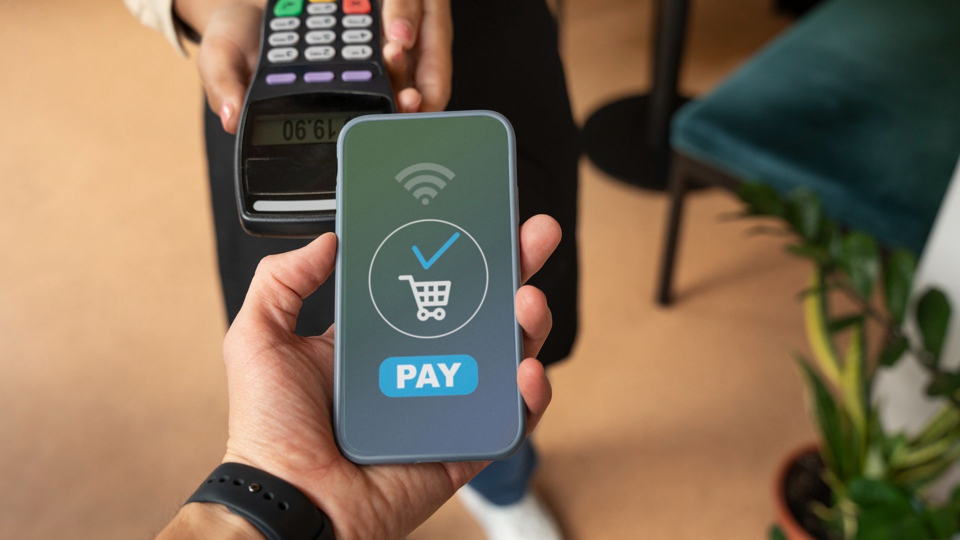 PayPal lança sistema de pagamentos com suporte a stablecoins e parceria com Mercado Livre