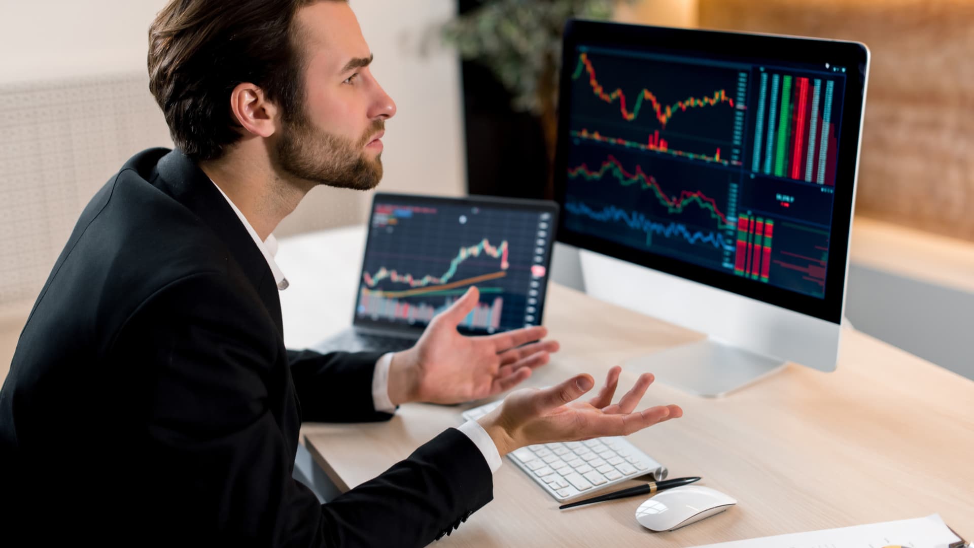 Trader é liquidado em R$ 1,1 bilhão devido a alta do Bitcoin e Ethereum