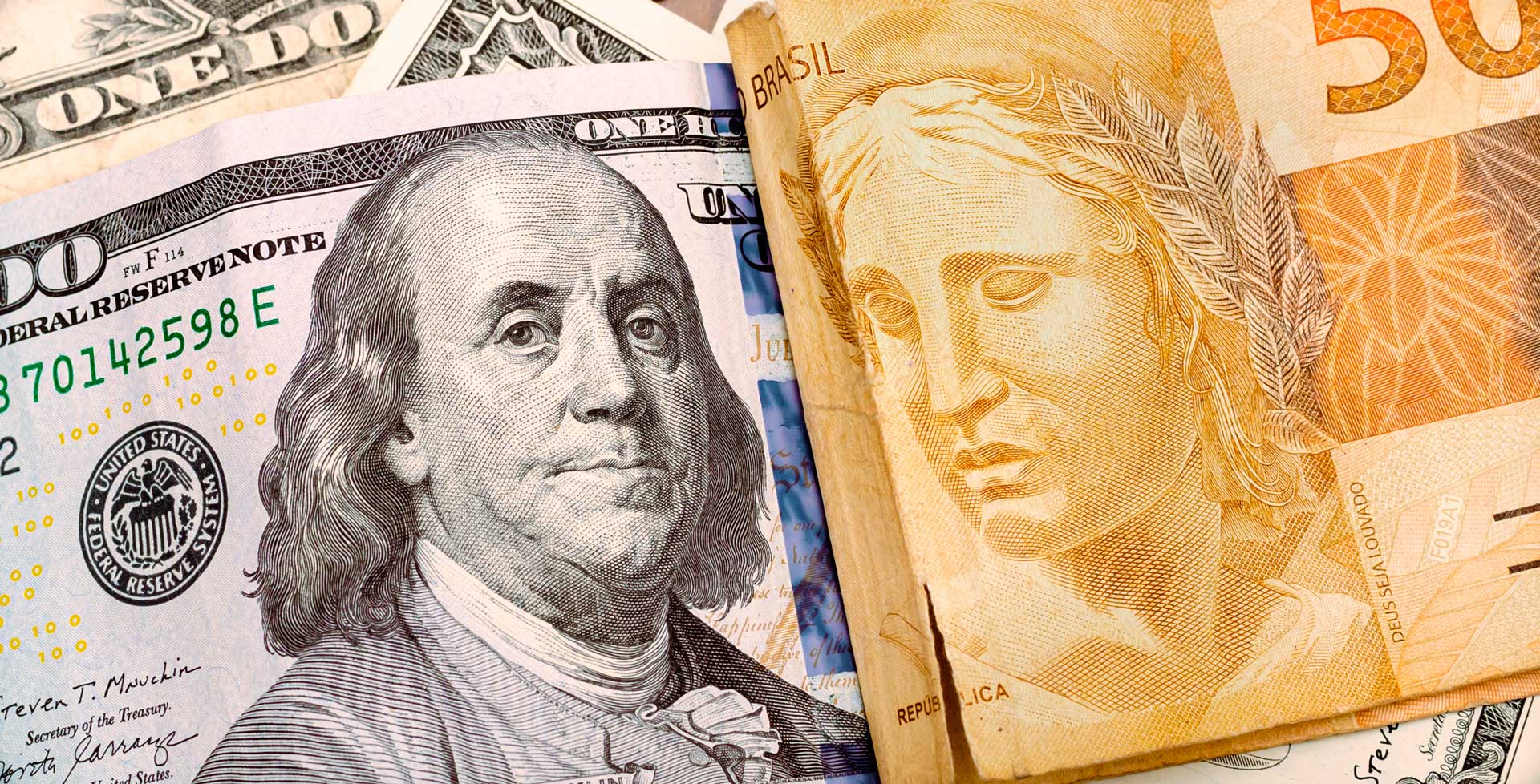 Volume em corretoras dobra no Brasil após disparada do dólar e novo recorde do Bitcoin