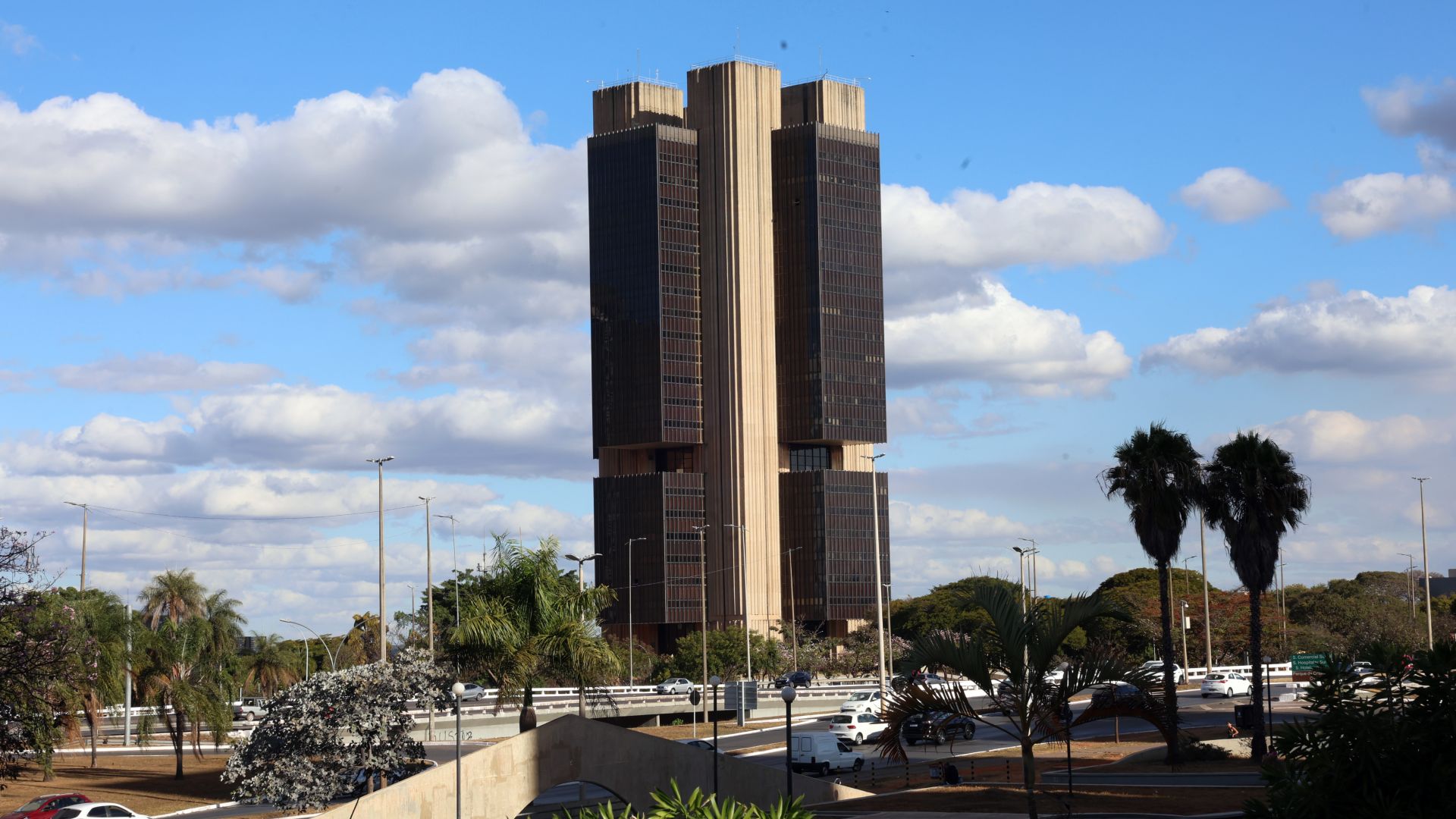 Banco Central do Brasil compra certificação em bitcoin e criptoativos para 4 servidores