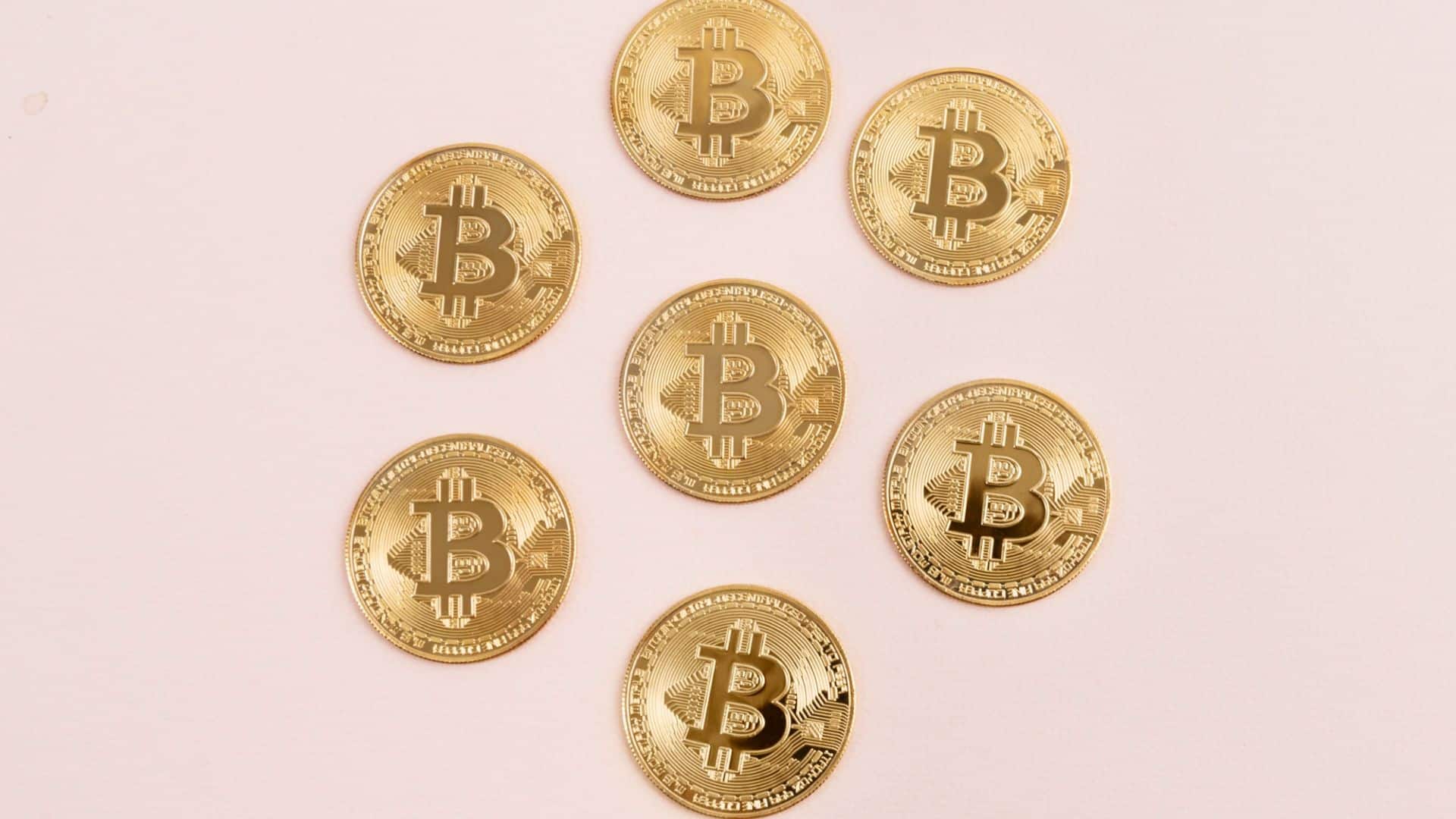 Millenials e Geração Z apostam em Bitcoin como investimento - e já colhem os frutos