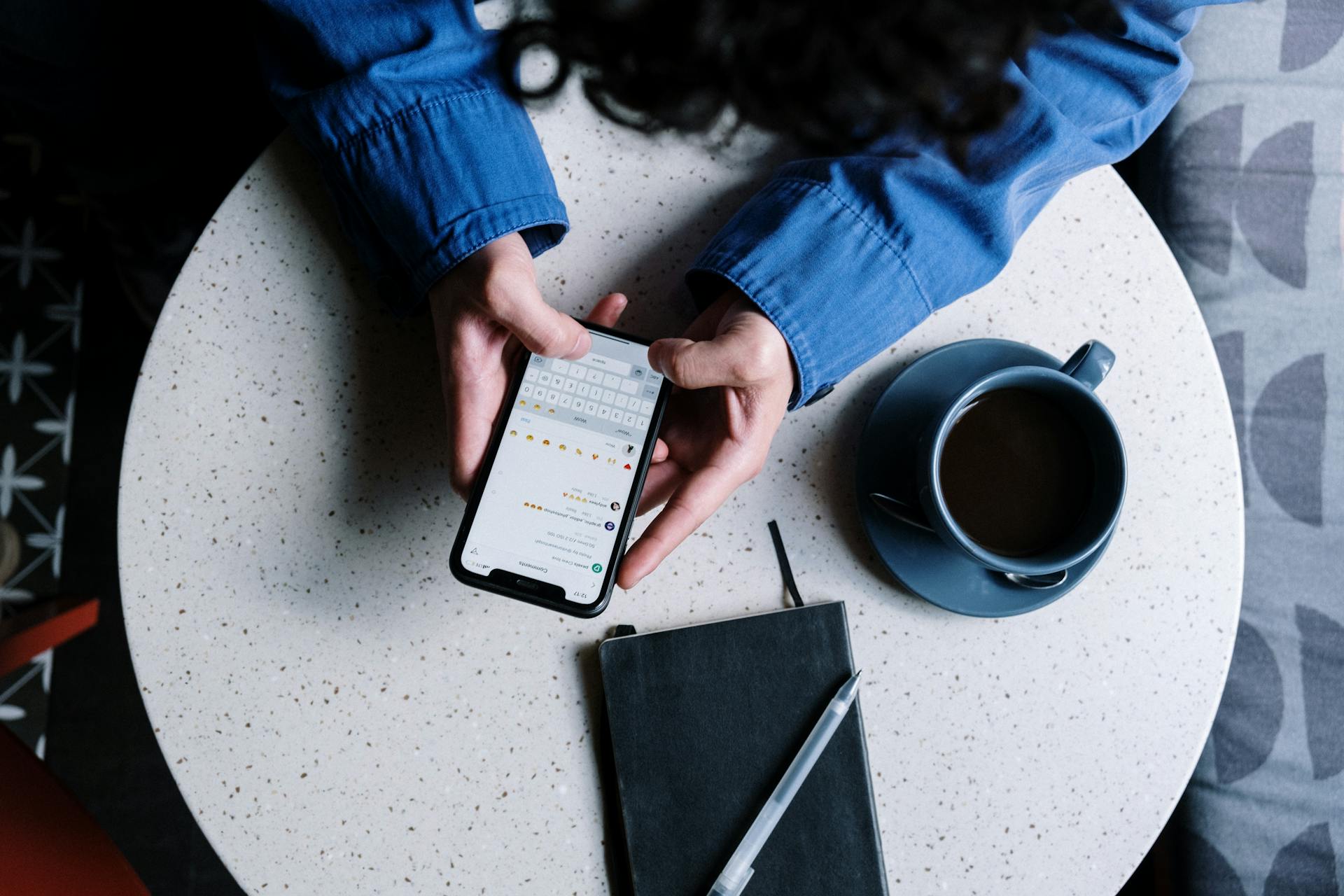 WhatsApp lança ferramentas para combater golpes com criptomoedas