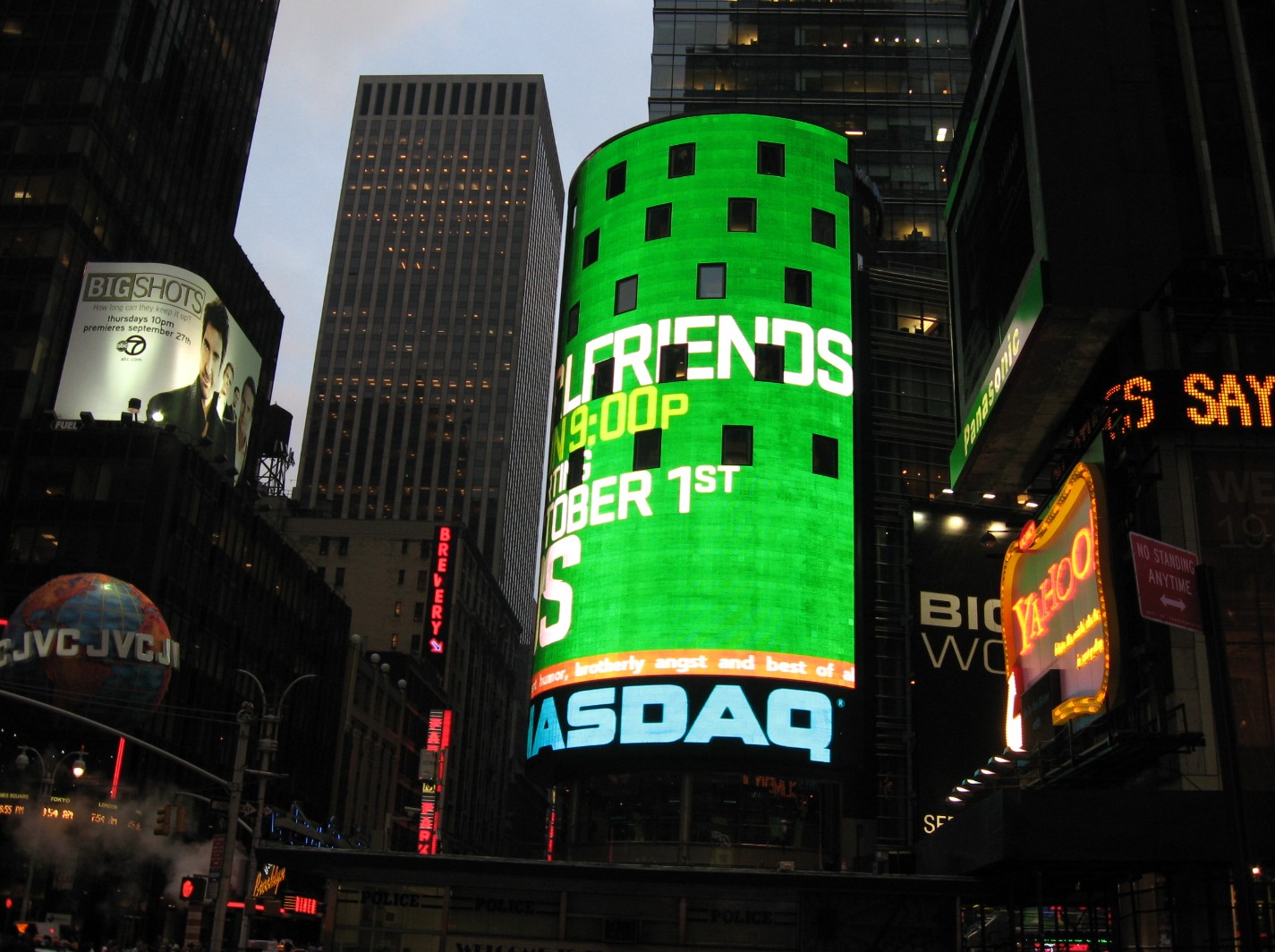 Nasdaq ameaça remover empresas que vendem ações para comprar Bitcoin e outras criptomoedas