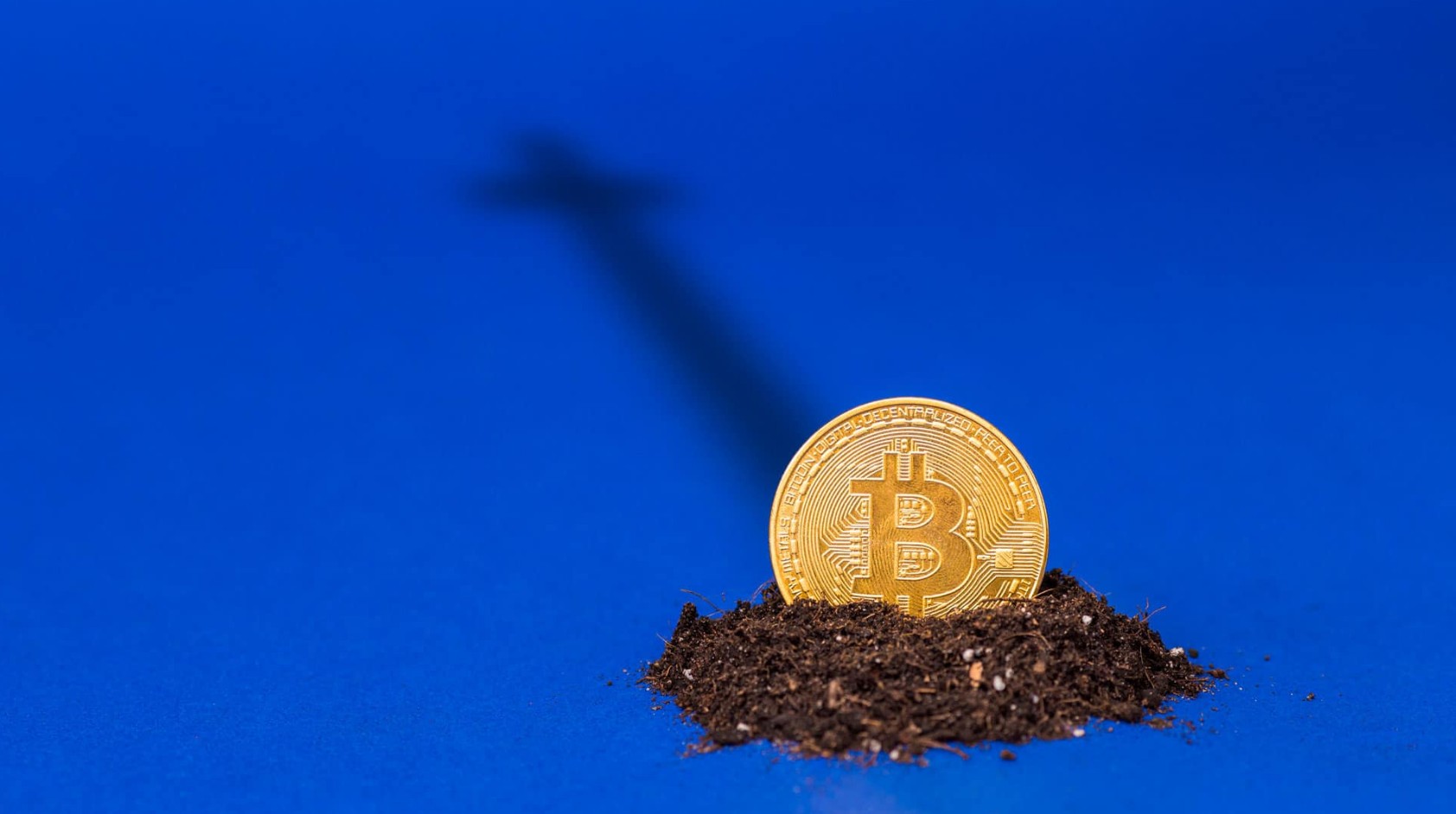 Bitcoin forma 'cruz da morte' em seu gráfico, saiba o que aconteceu das últimas vezes