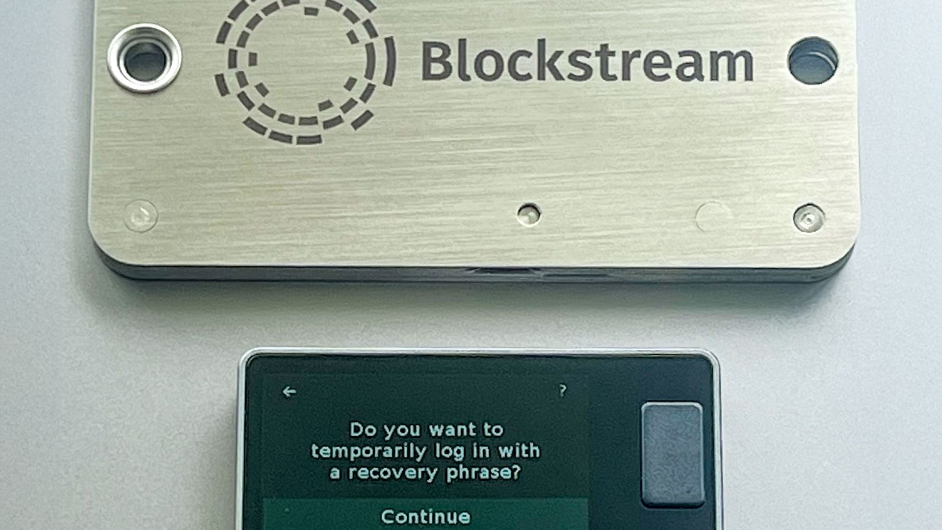 Carteira de bitcoin divulga vulnerabilidade e usuários devem atualizar dispositivos urgente