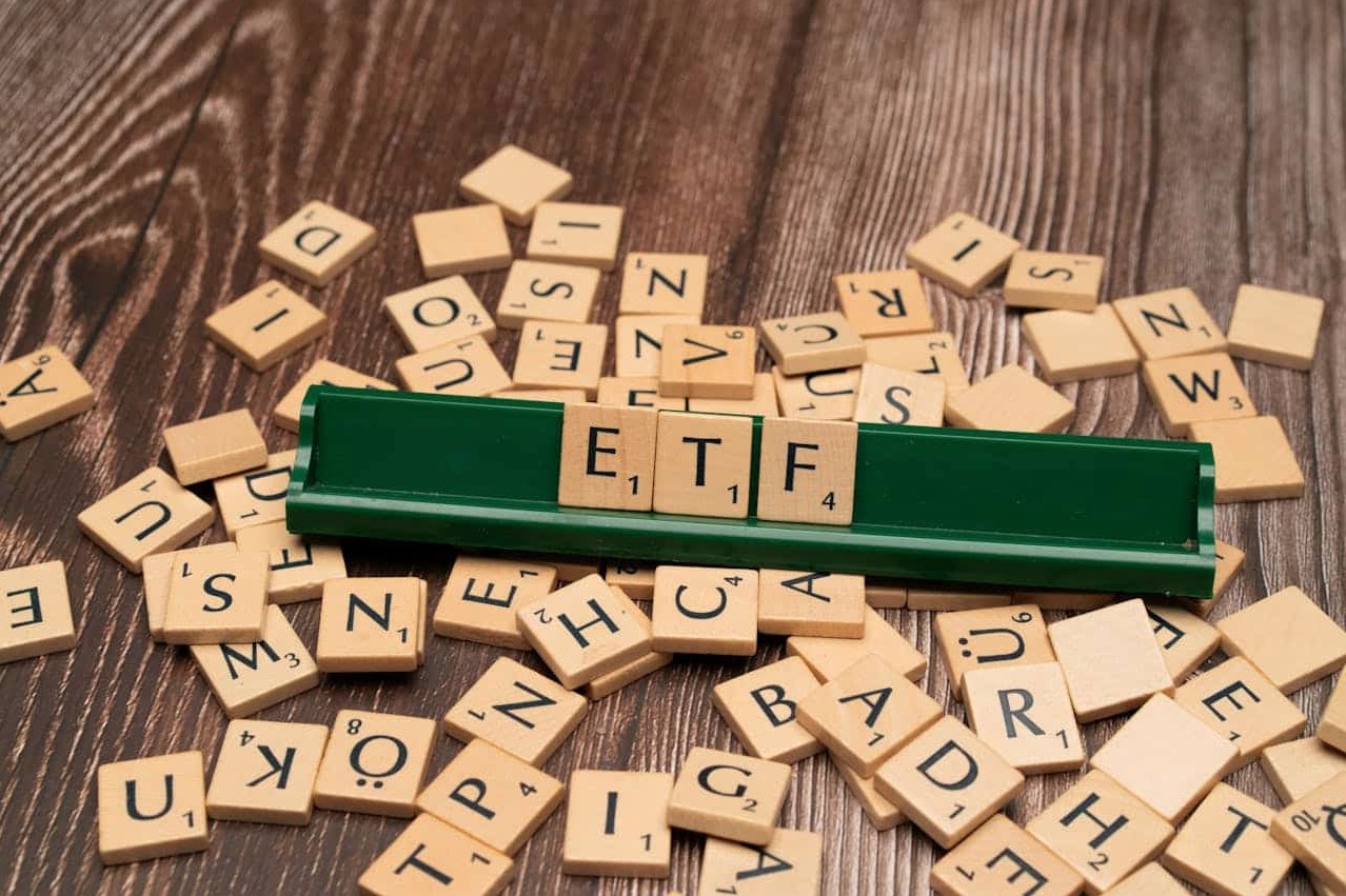 ETFs de Bitcoin registram 3º dia consecutivo de saídas e refletem indecisão do mercado