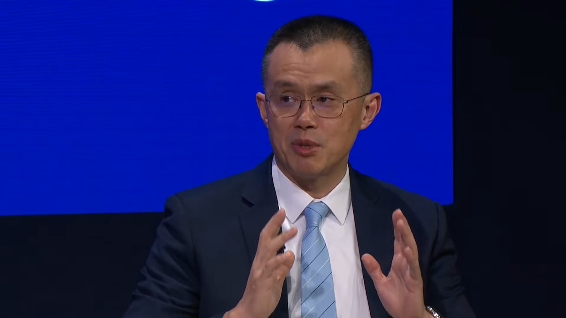 Em Davos, fundador da Binance diz estar conversando com diversos governos sobre tokenização