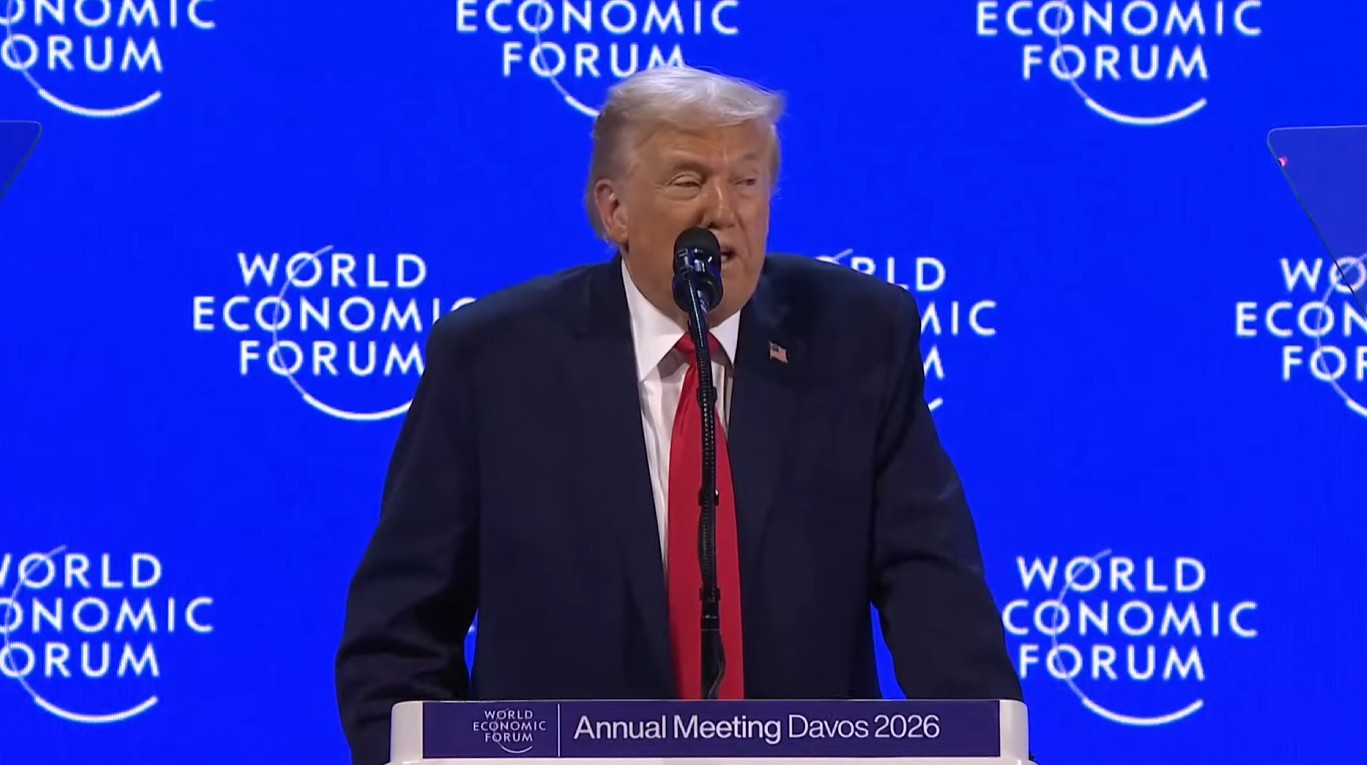 Trump fala sobre Bitcoin e criptomoedas em Davos, mas mercado segue operando em queda