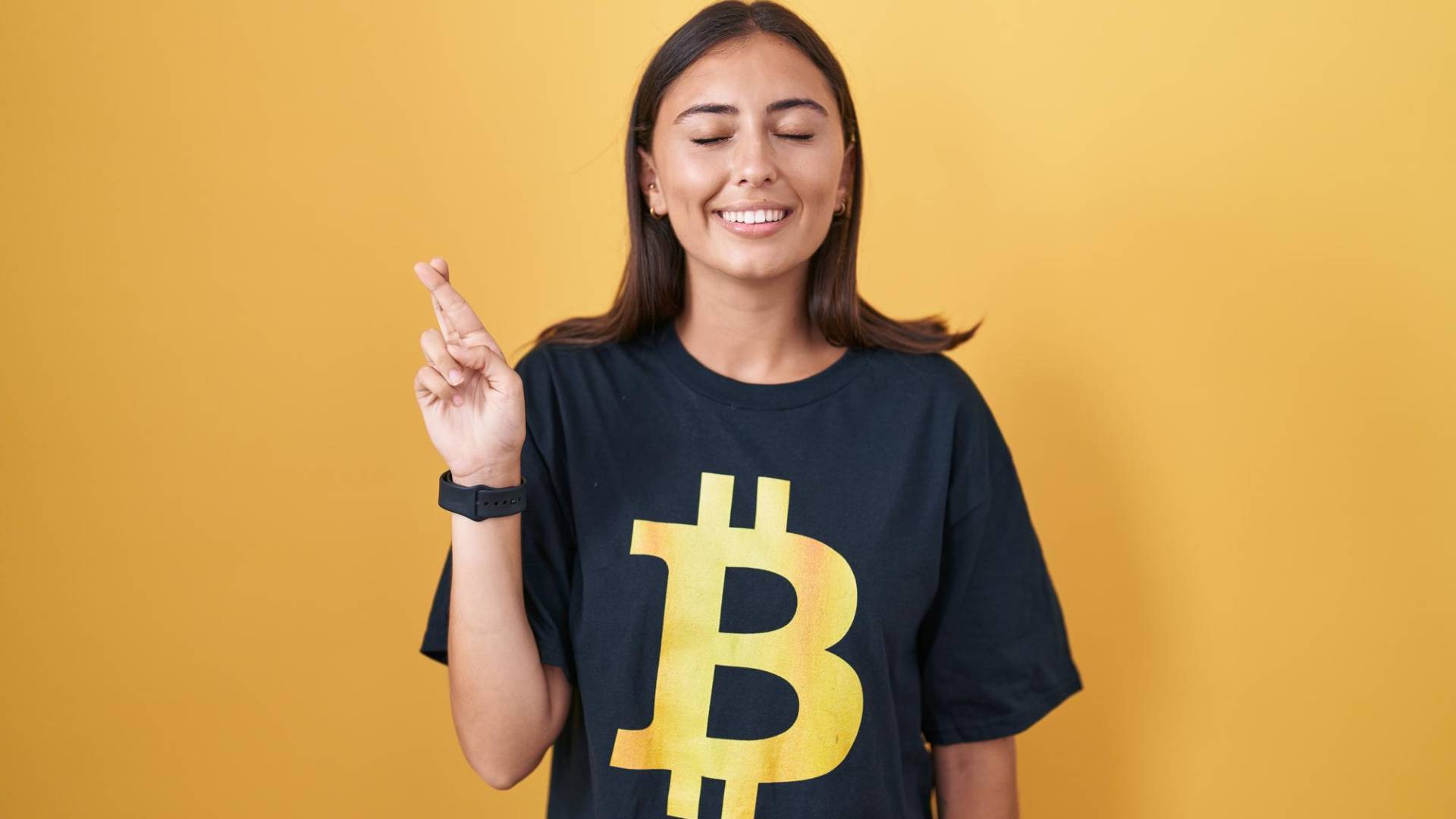 Universitários brasileiros podem ganhar até R$ 35 mil em estágio com Bitcoin