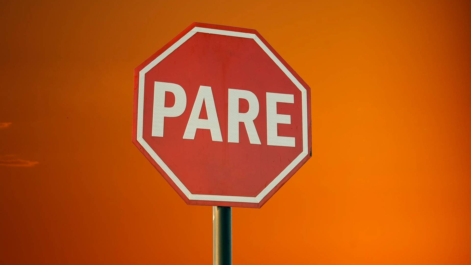 CVM suspende 9 plataformas de forex e opções de operar no Brasil por captações irregulares