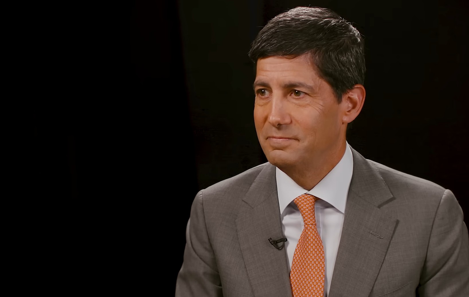 Indicado por Trump para comandar o Fed, Kevin Warsh revela investimentos em dezenas de empresas de criptomoedas
