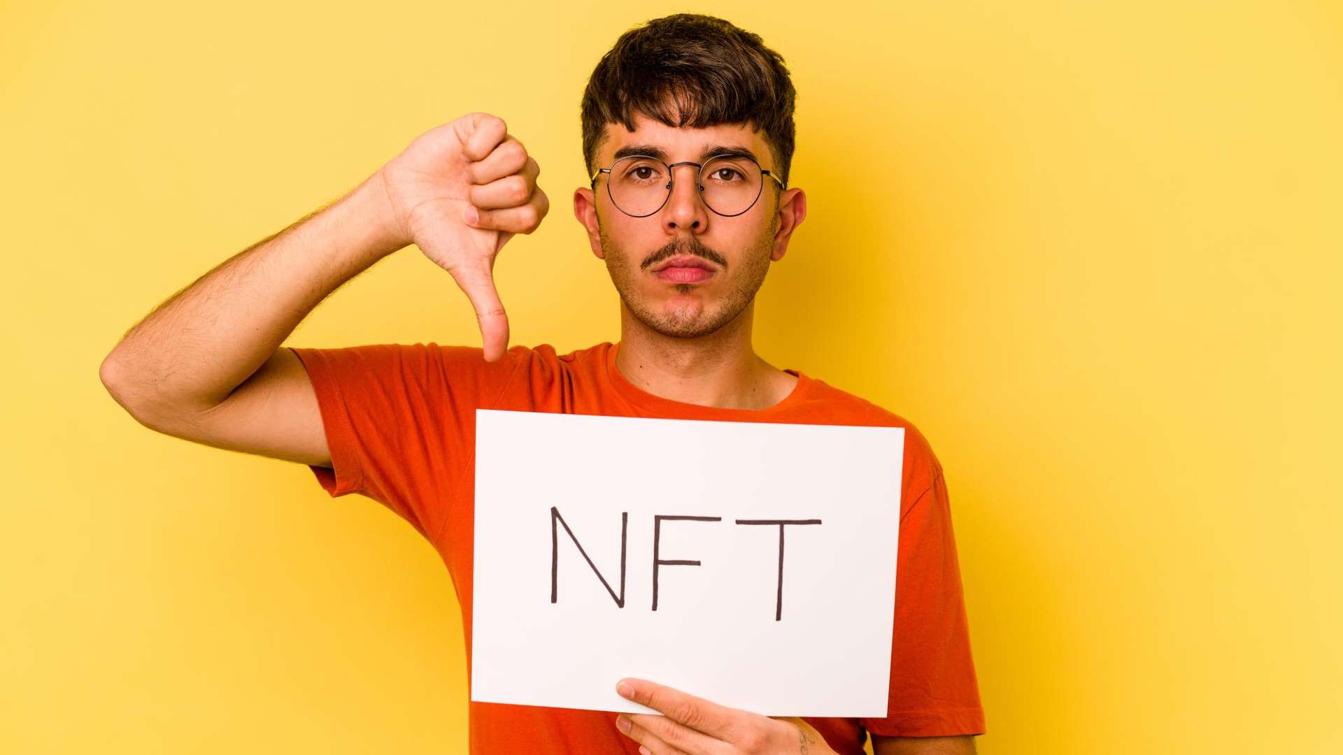 Plataforma de NFTs encerra operações, culpa mercado e alerta colecionadores sobre obras