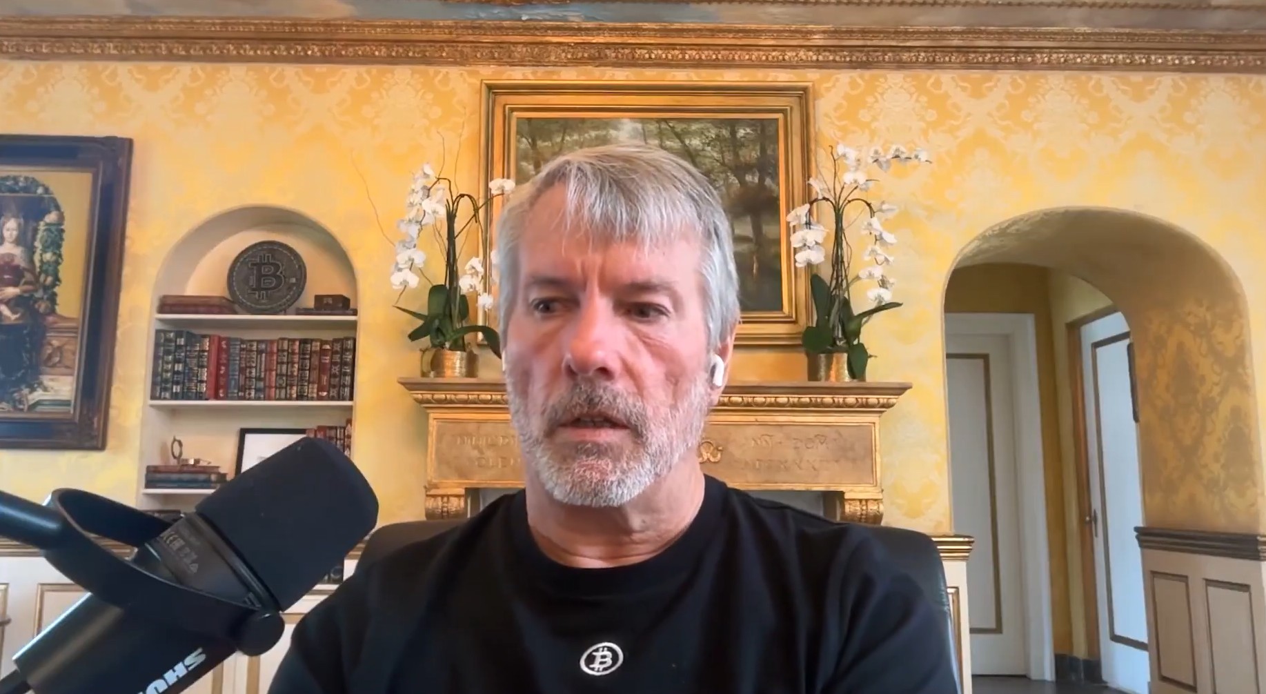 Strategy compra US$ 1 bilhão em Bitcoin enquanto criptomoeda opera acima dos US$ 71.000