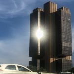 Banco Central proíbe o uso de criptomoedas em transferências de capital ao exterior