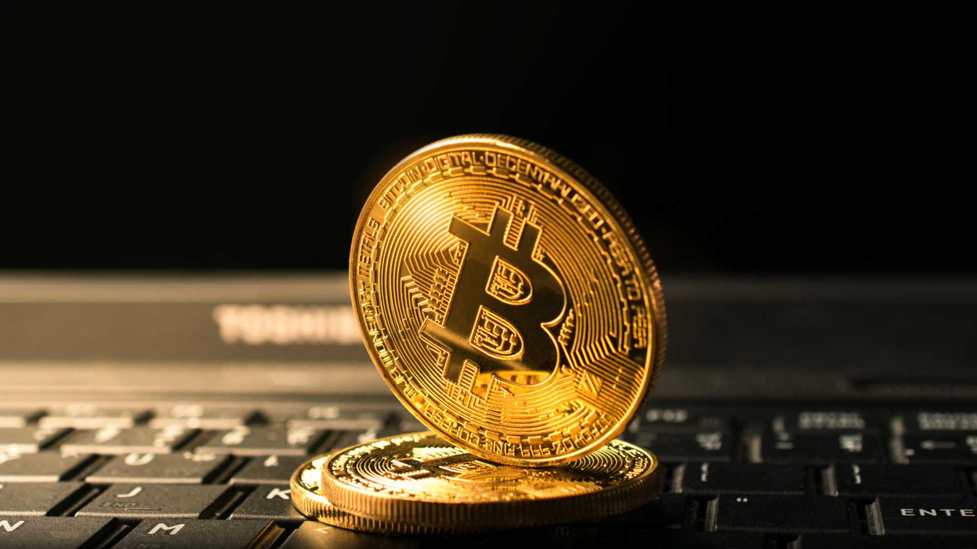 Bitcoin continua em rali de mercado de baixa, diz empresa de ETFs