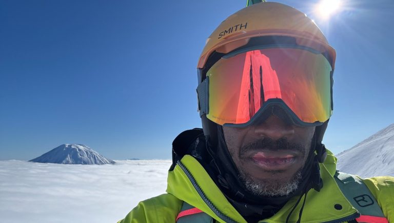 Arthur Hayes explica por que zerou suas posições em HYPE e NEAR