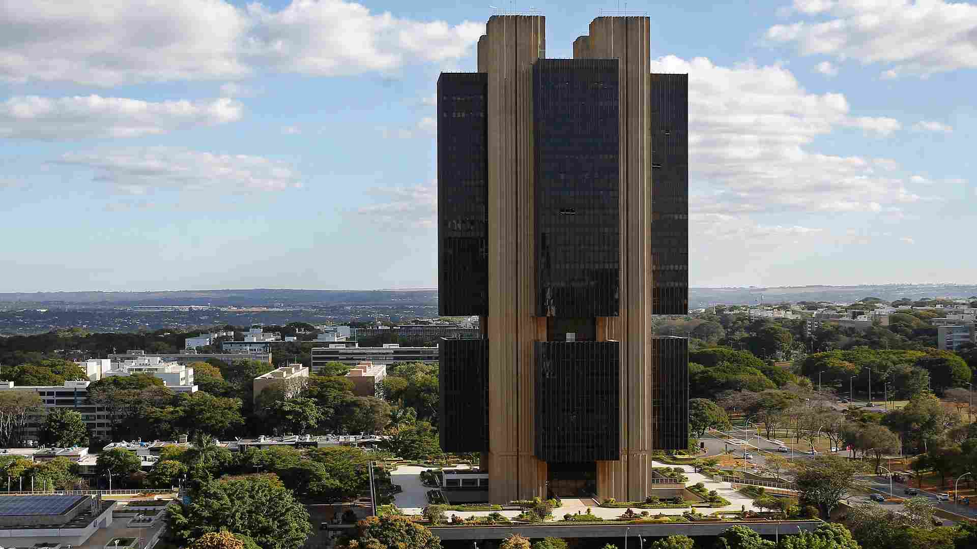Banco Central atende pedido de associações e adia prazo de regras para corretoras de criptomoedas