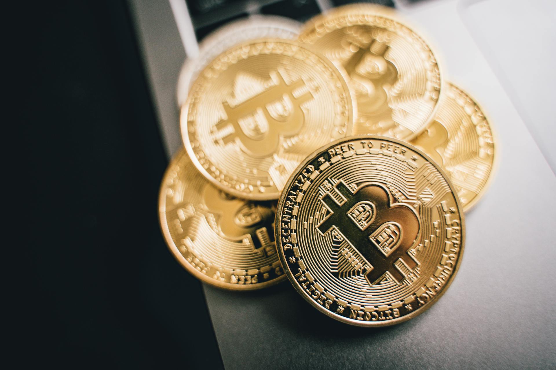 Mt. Gox move mais de 10 mil bitcoins para novo endereço e desperta atenção do mercado