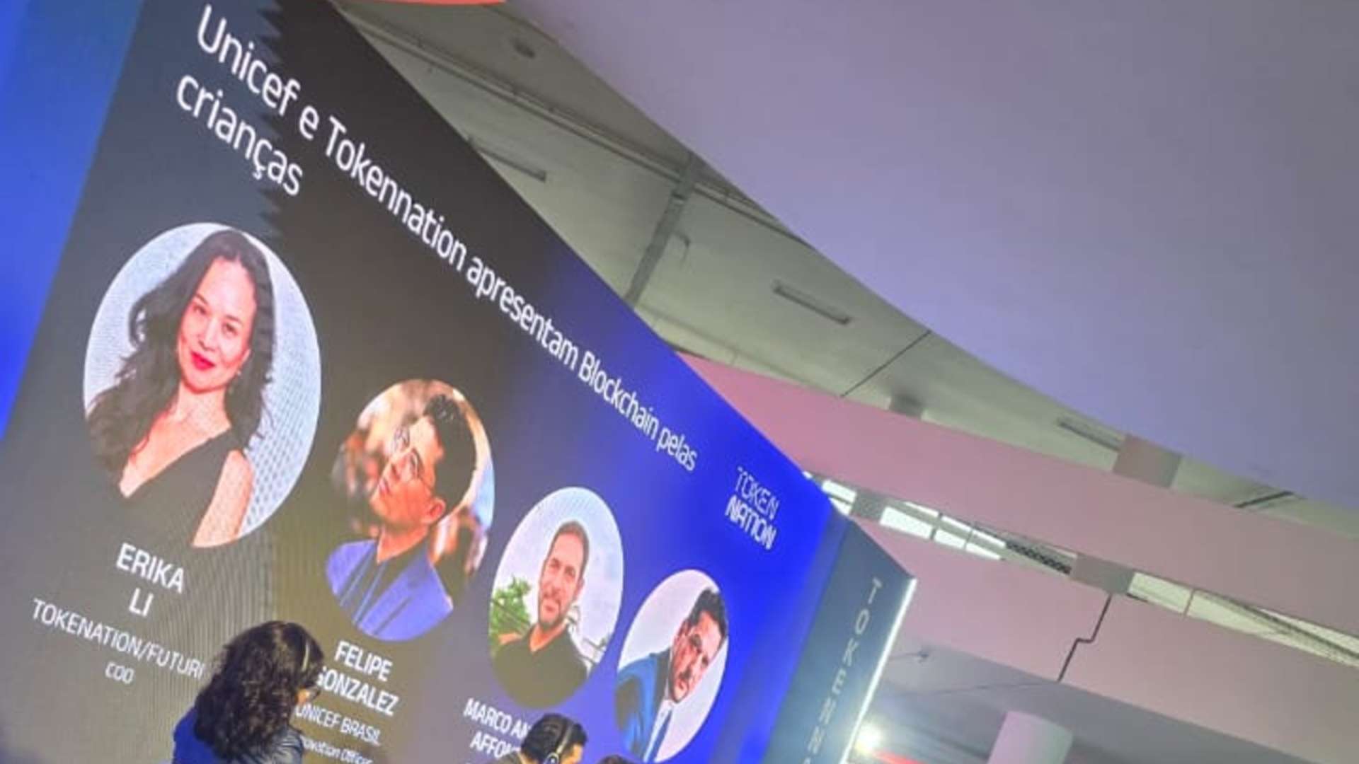 UNICEF usa blockchain para impacto social e apresenta, na TokenNation, projeto com meninas de Heliópolis