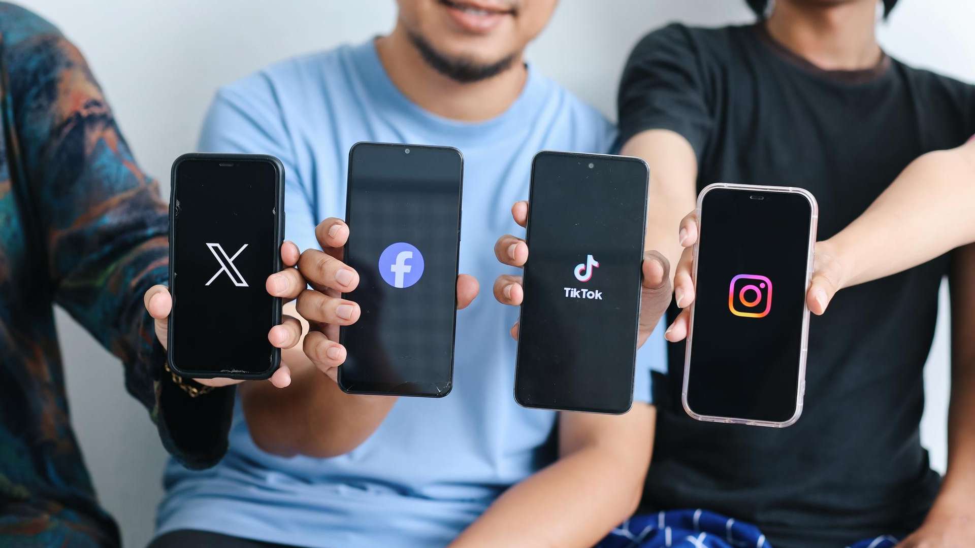 Investidores de criptomoedas no Facebook são mais alegres que no TikTok